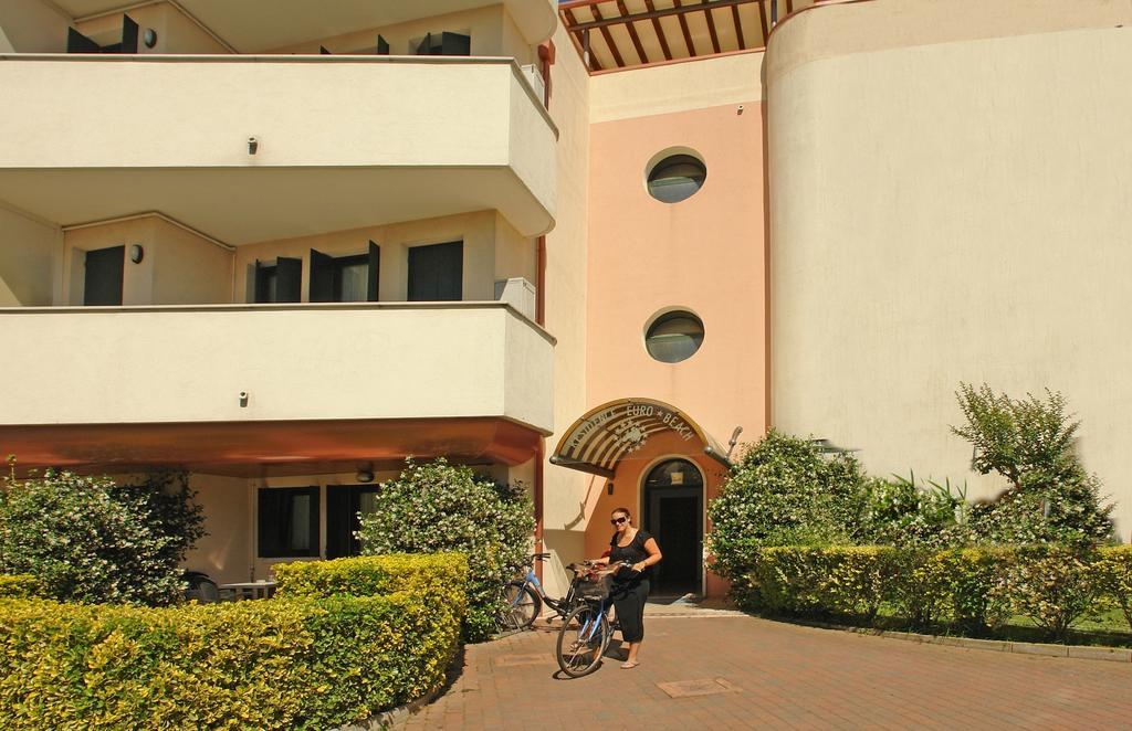 كافالّينو Eurobeach Residence المظهر الخارجي الصورة