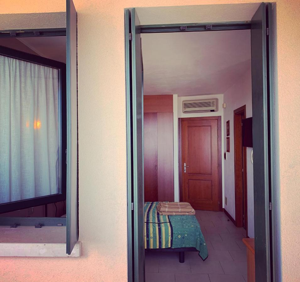 كافالّينو Eurobeach Residence المظهر الخارجي الصورة