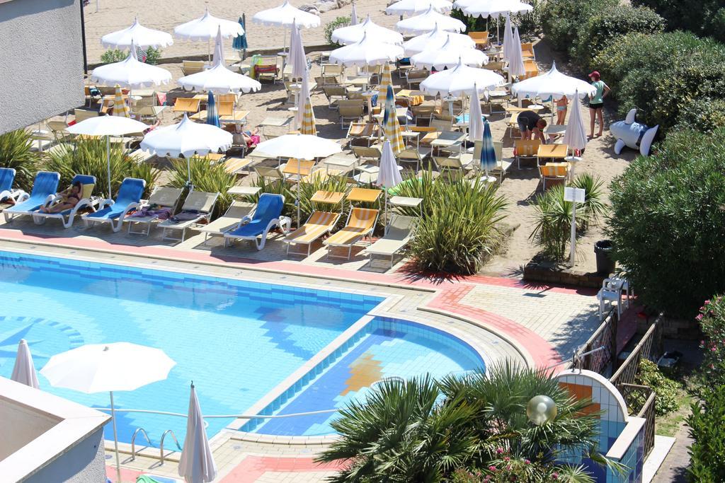 كافالّينو Eurobeach Residence المظهر الخارجي الصورة