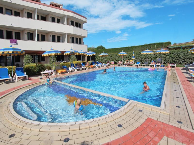 كافالّينو Eurobeach Residence المظهر الخارجي الصورة