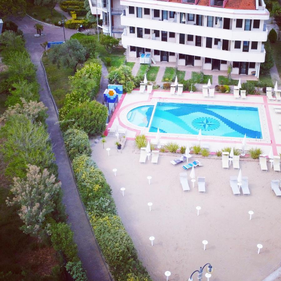 كافالّينو Eurobeach Residence المظهر الخارجي الصورة